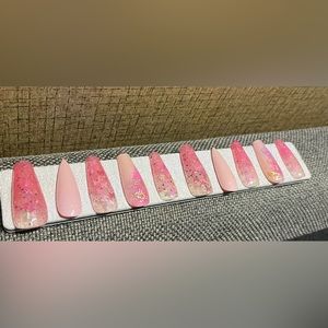 Pink press on nails